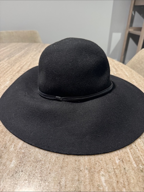 Nordstrom Accessories - Nordstrom Black Wide-Brim Wool Felt Hat with Slim Band